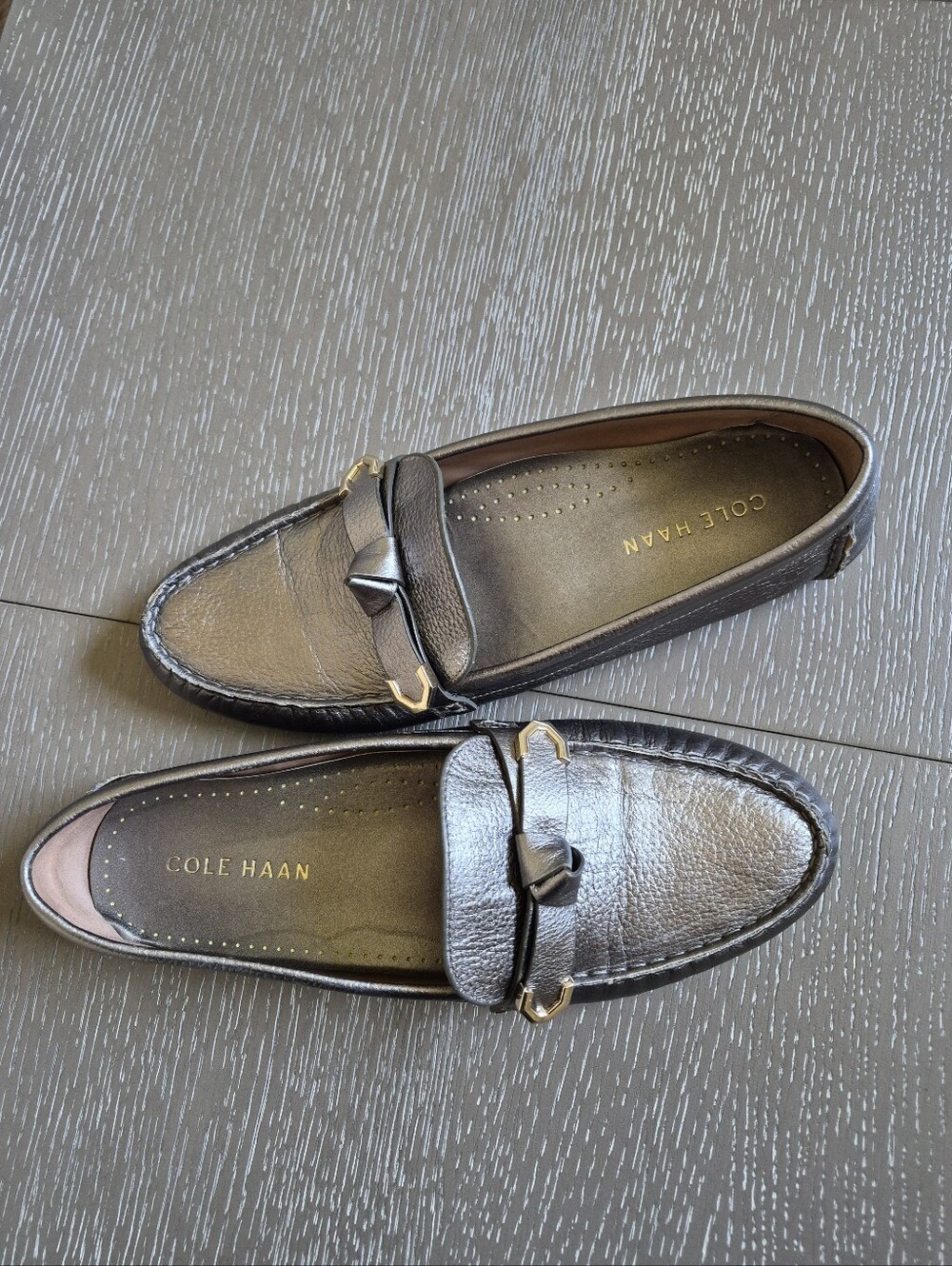 Cole Haan Evelyn With Bow Leather Embossed Loafers In Metallic Pewter